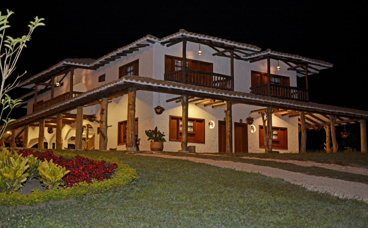 Hotel Estorake San Augustin Bagian luar foto